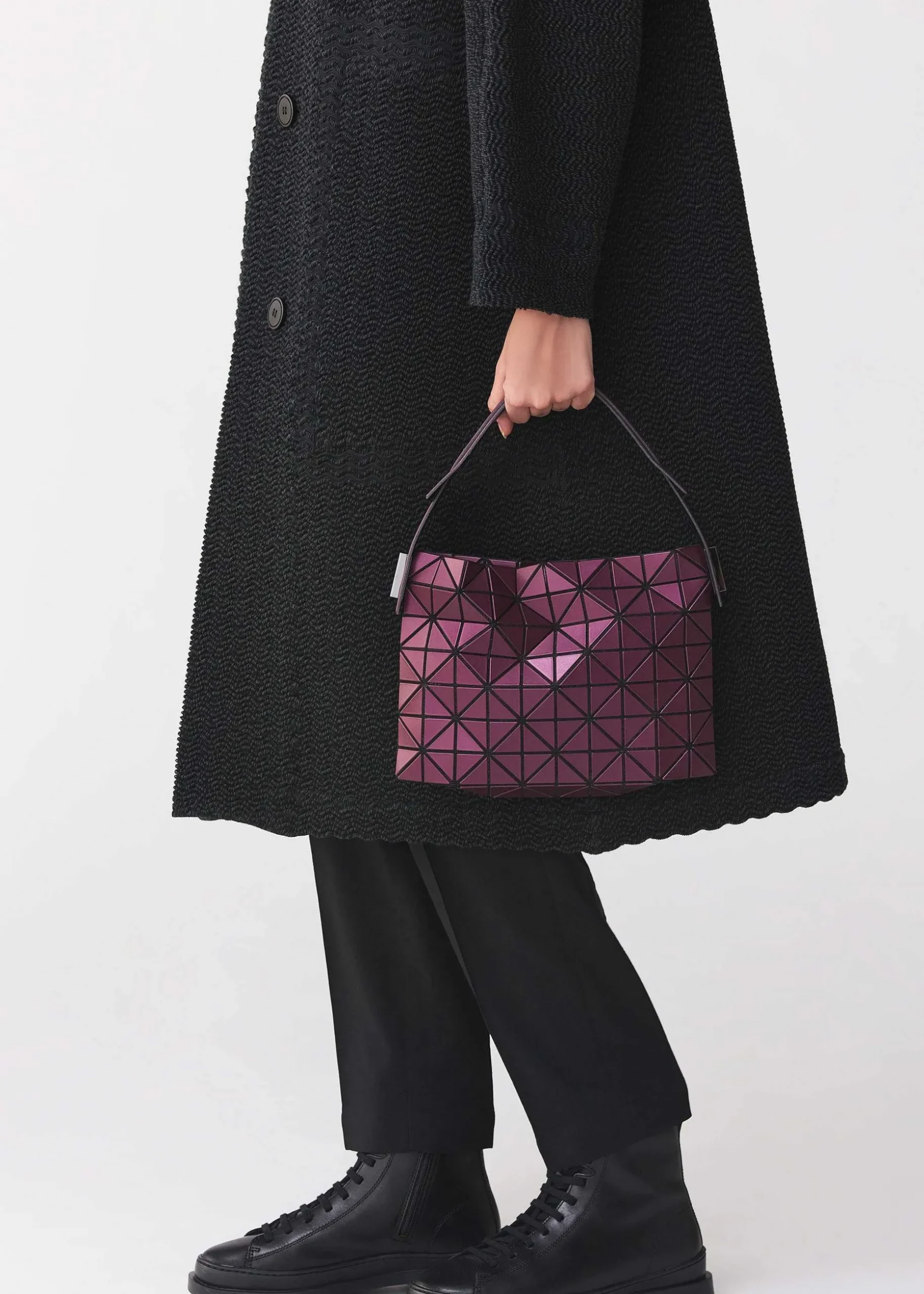 ISSEY MIYAKE Handbag|Baguette Metallic