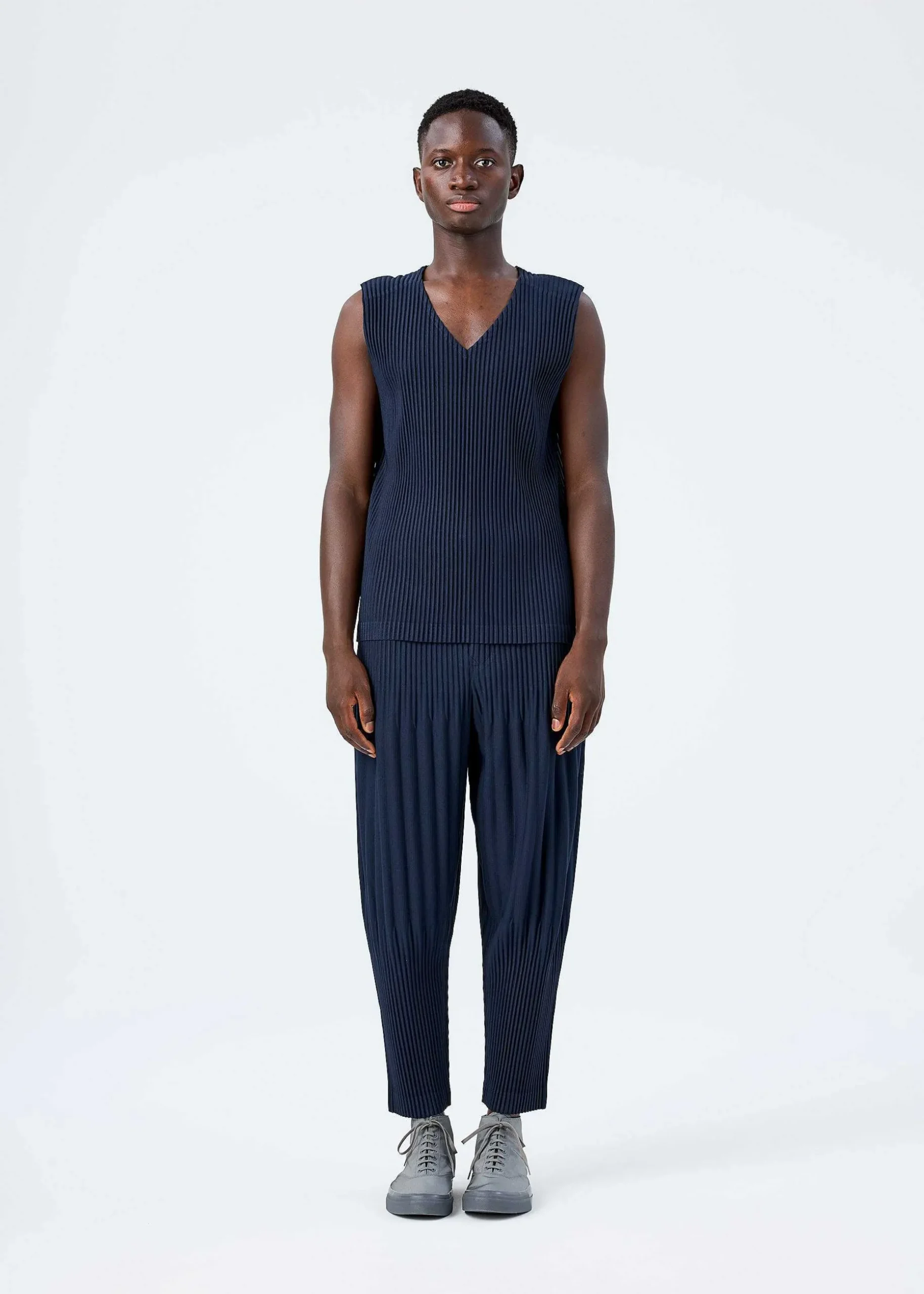 ISSEY MIYAKE Pants|Basics