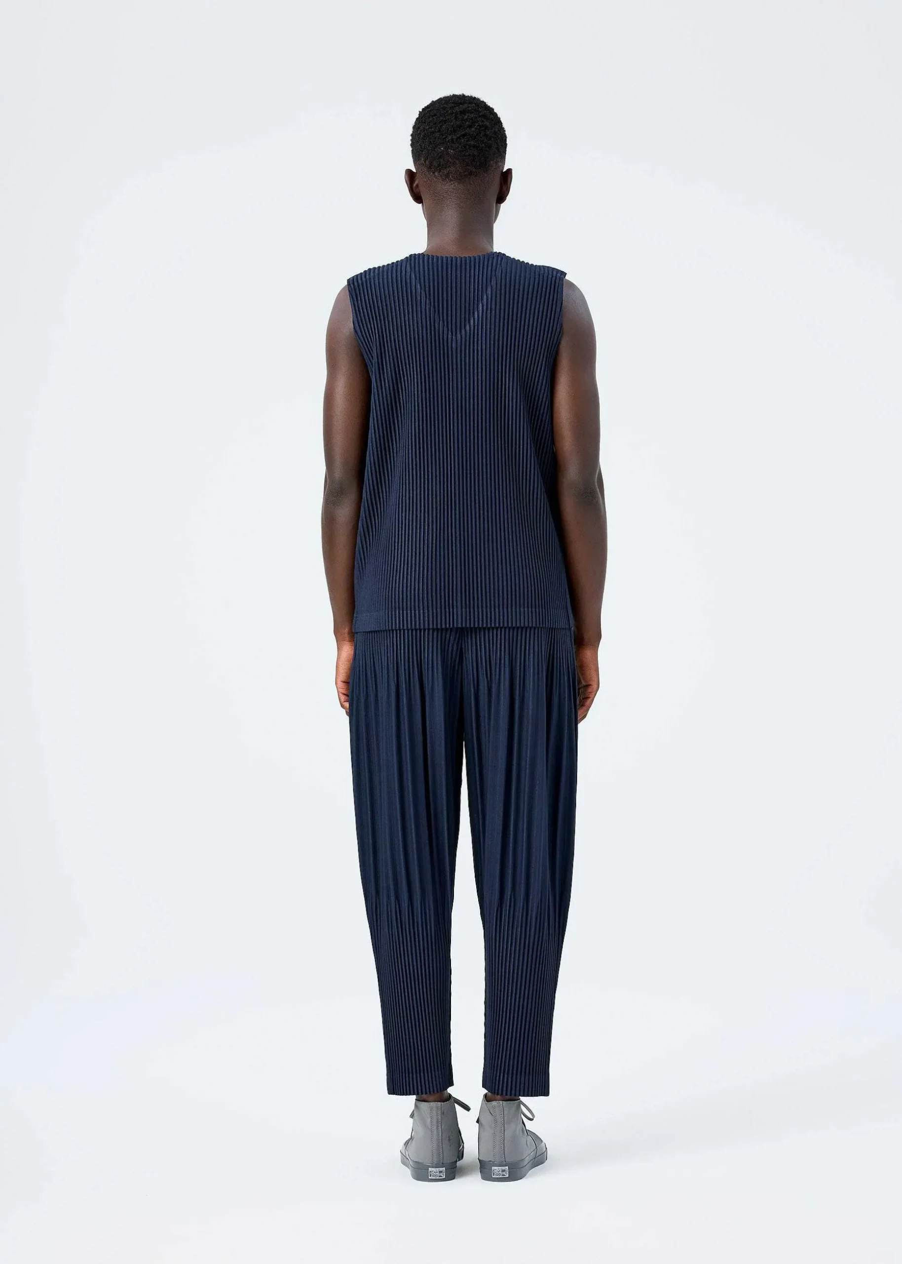 ISSEY MIYAKE Pants|Basics