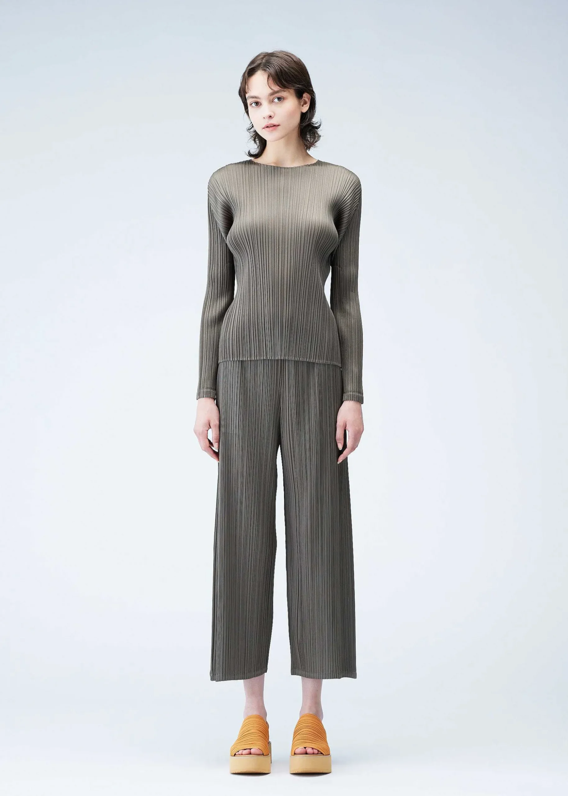 ISSEY MIYAKE Pants|Monthly Colors : March