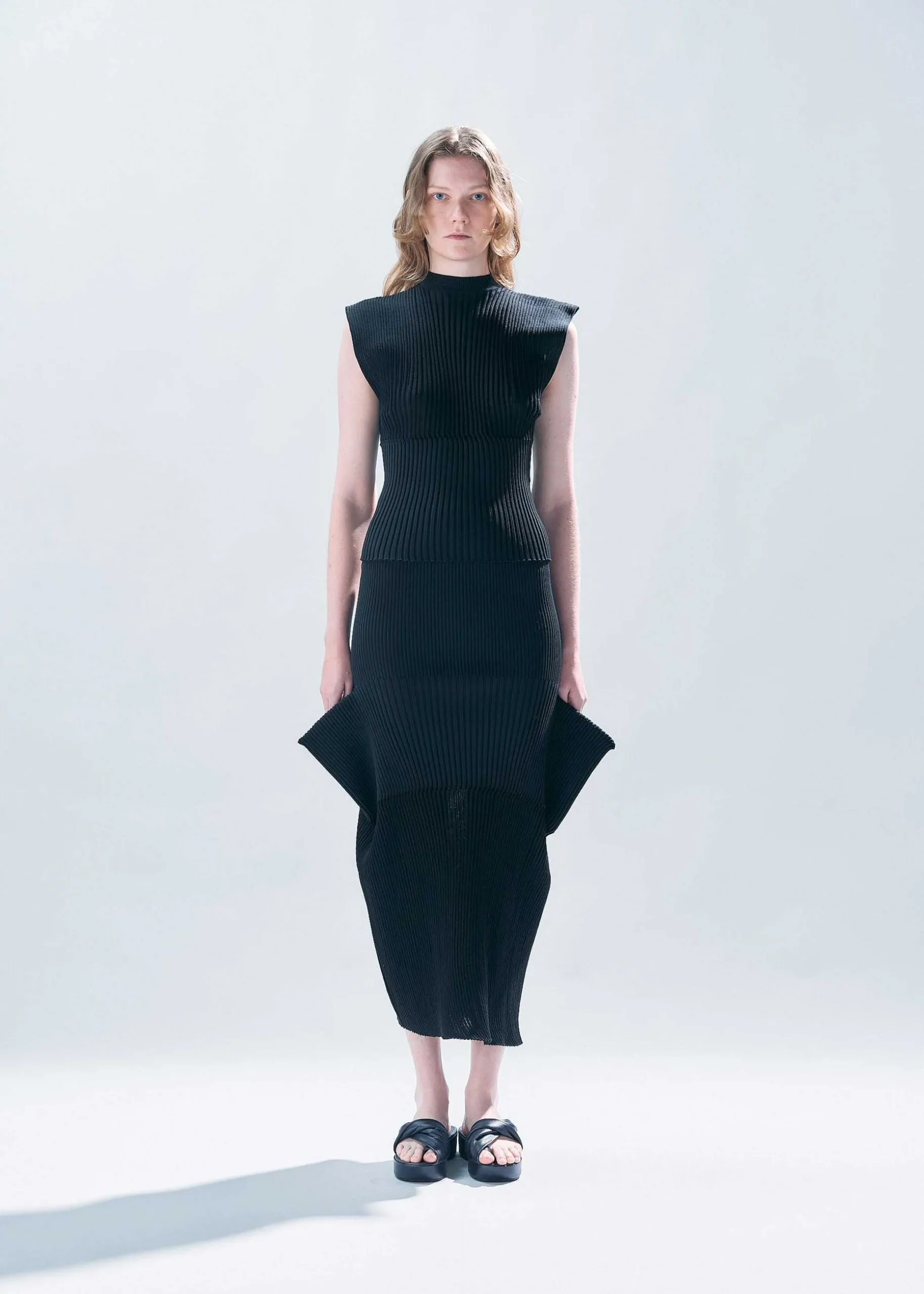 ISSEY MIYAKE Top|Sensu Knit