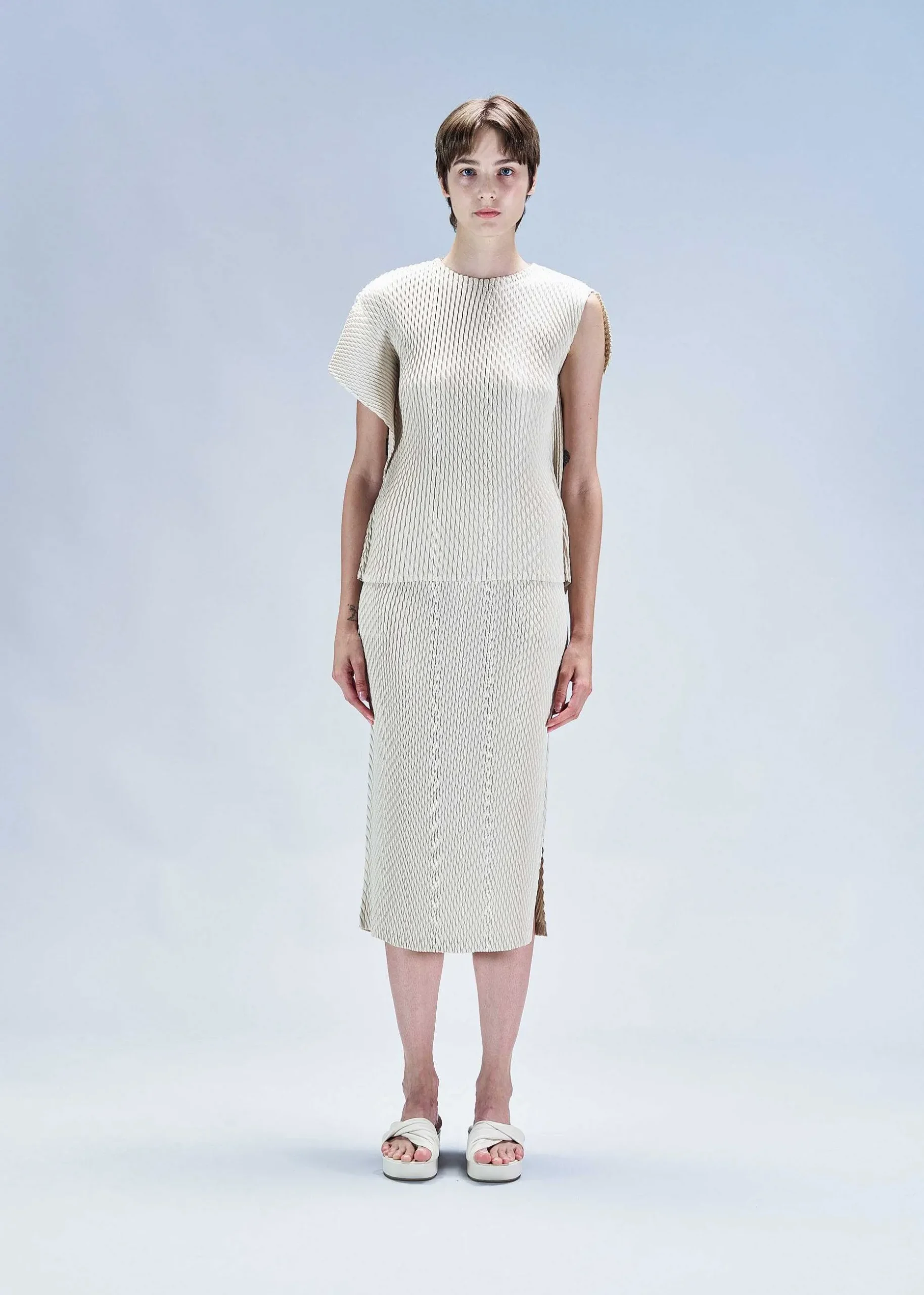 ISSEY MIYAKE Skirt|Sleek Pleats
